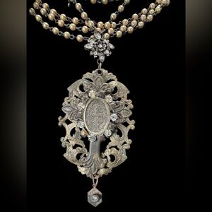 VSA Style Necklace - Faux Cream Pearl Chain w/ Antiqued Pewter Pendant